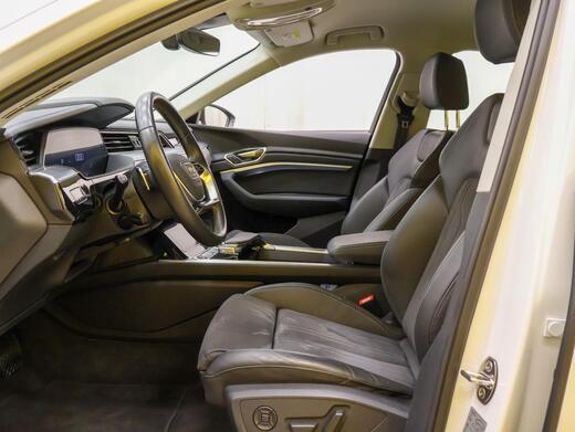 Audi Q8 e-tron vaihtoauto