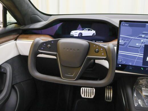Tesla Model S vaihtoauto