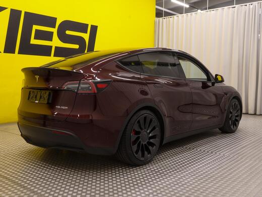 Tesla Model Y vaihtoauto