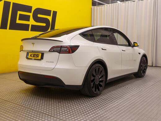 Tesla Model Y vaihtoauto