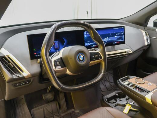 BMW iX vaihtoauto