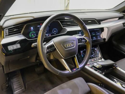 Audi e-tron vaihtoauto