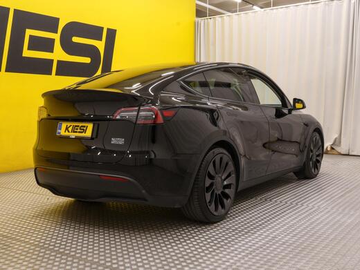 Tesla Model Y vaihtoauto