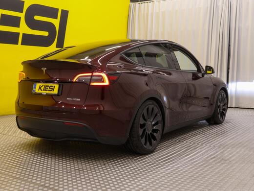 Tesla Model Y vaihtoauto