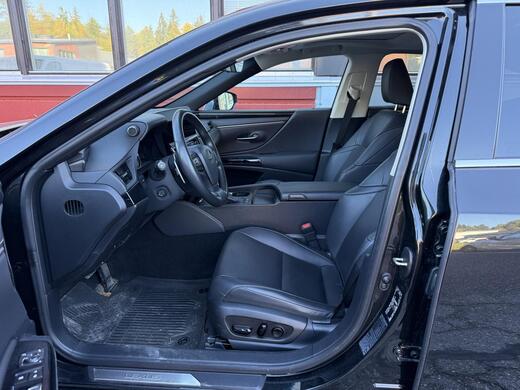 Lexus ES vaihtoauto