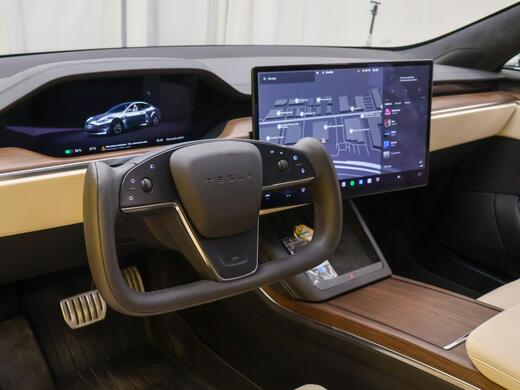 Tesla Model S vaihtoauto