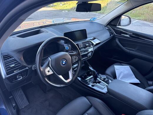 BMW iX3 vaihtoauto