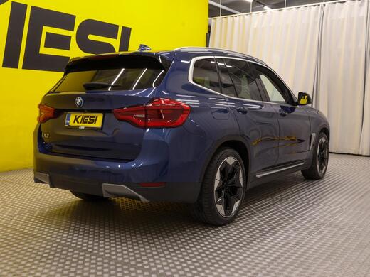 BMW iX3 vaihtoauto