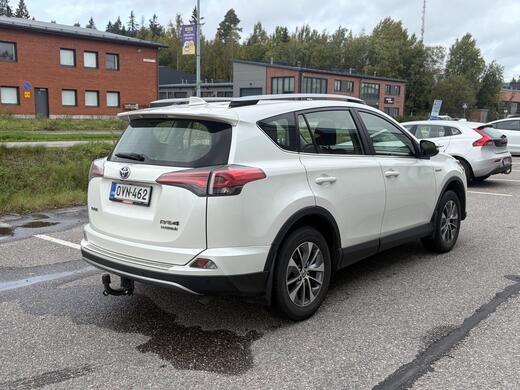 Toyota RAV4 vaihtoauto