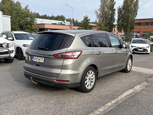 Ford S-MAX vaihtoauto