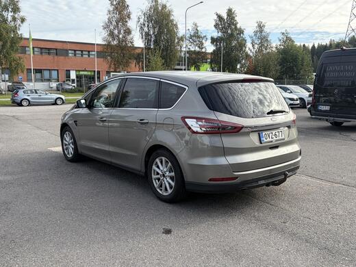 Ford S-MAX vaihtoauto