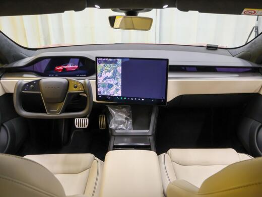 Tesla Model S vaihtoauto