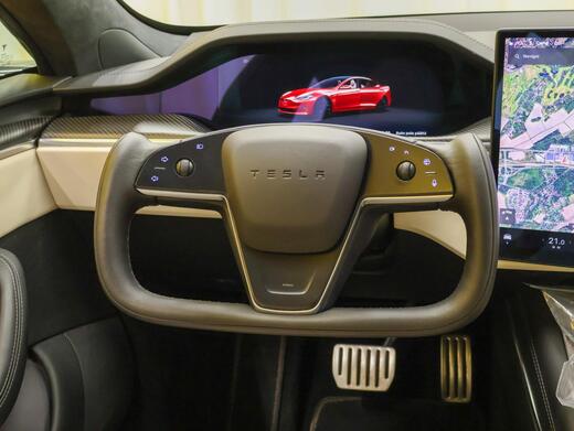 Tesla Model S vaihtoauto