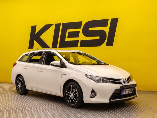 Toyota Auris vaihtoauto