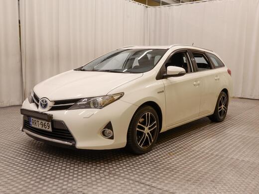 Toyota Auris vaihtoauto