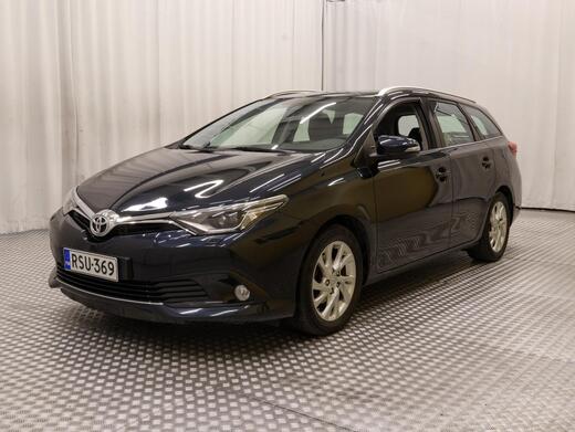 Toyota Auris vaihtoauto