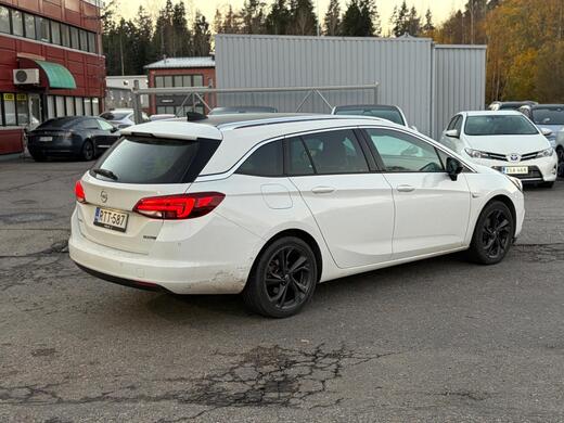 Opel Astra vaihtoauto