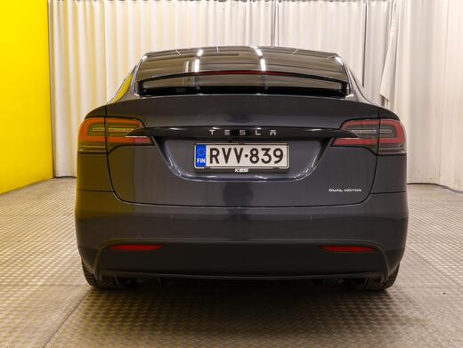 Tesla Model X vaihtoauto