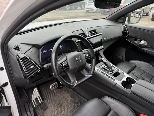 DS 7 vaihtoauto