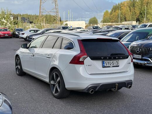 Volvo V60 vaihtoauto