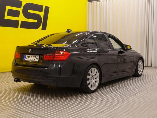 BMW 330 vaihtoauto