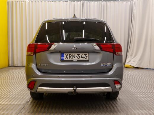 Mitsubishi Outlander PHEV vaihtoauto