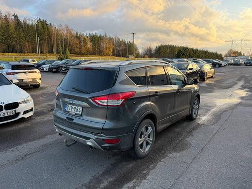 Ford Kuga vaihtoauto