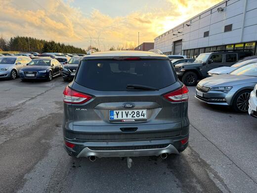 Ford Kuga vaihtoauto