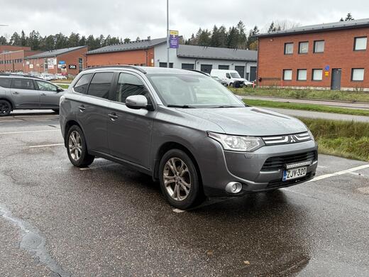 Mitsubishi Outlander vaihtoauto