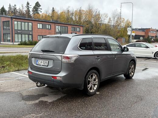 Mitsubishi Outlander vaihtoauto