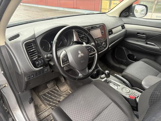 Mitsubishi Outlander vaihtoauto