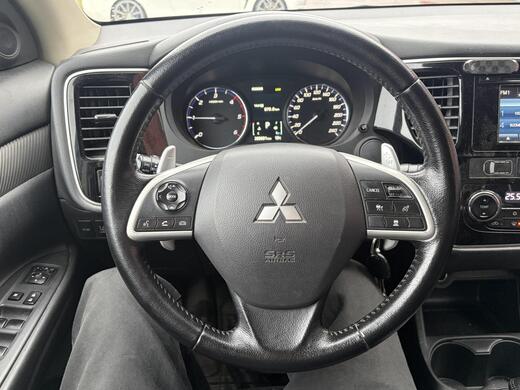 Mitsubishi Outlander vaihtoauto