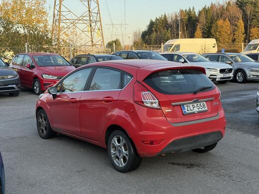 Ford Fiesta vaihtoauto