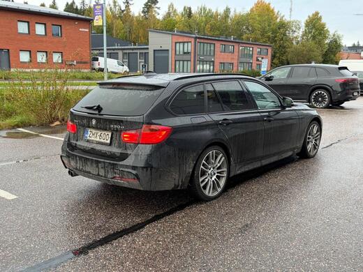 BMW 330 vaihtoauto