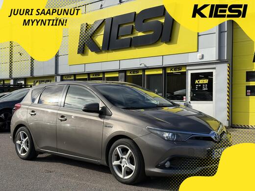 Toyota Auris vaihtoauto