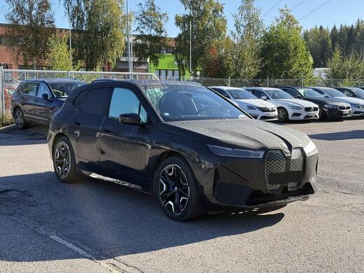 BMW iX vaihtoauto