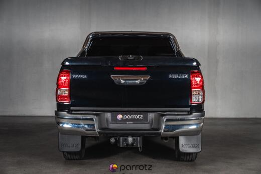 Toyota Hilux vaihtoauto