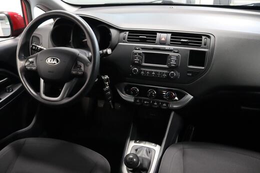 Kia Rio vaihtoauto