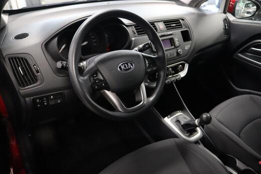 Kia Rio vaihtoauto