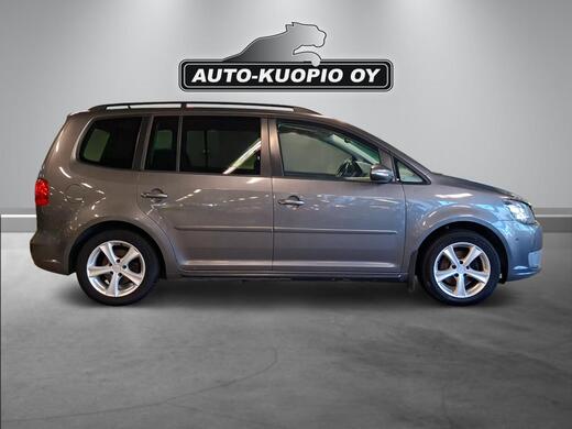 Volkswagen Touran vaihtoauto