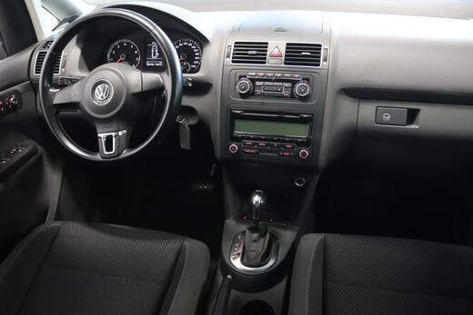 Volkswagen Touran vaihtoauto