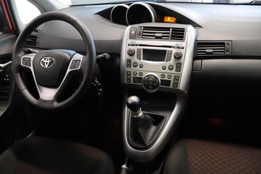 Toyota Verso vaihtoauto