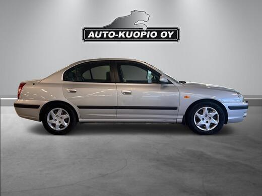 Hyundai Elantra vaihtoauto