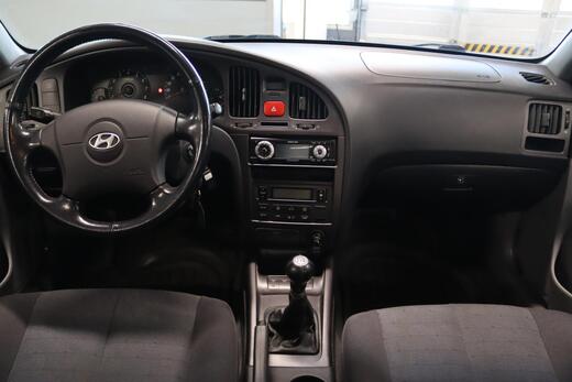 Hyundai Elantra vaihtoauto