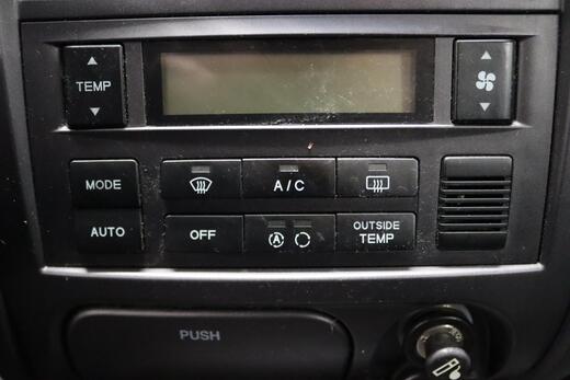 Hyundai Elantra vaihtoauto