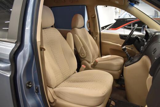 Kia Carnival vaihtoauto