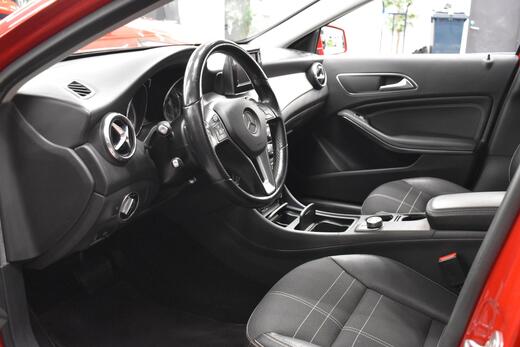 Mercedes-Benz GLA vaihtoauto