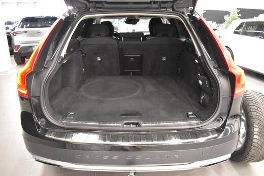 Volvo V90 Cross Country vaihtoauto
