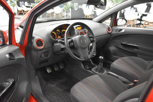 Opel Corsa vaihtoauto