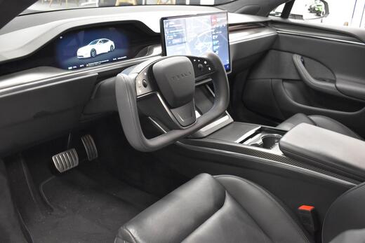 Tesla Model S vaihtoauto